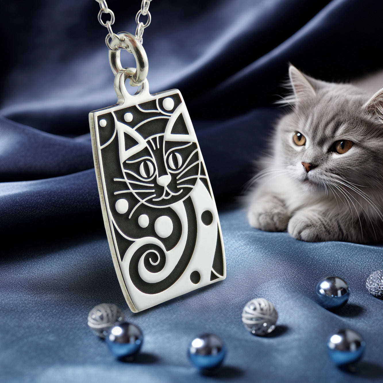 Quirky Cat silver pendant necklace