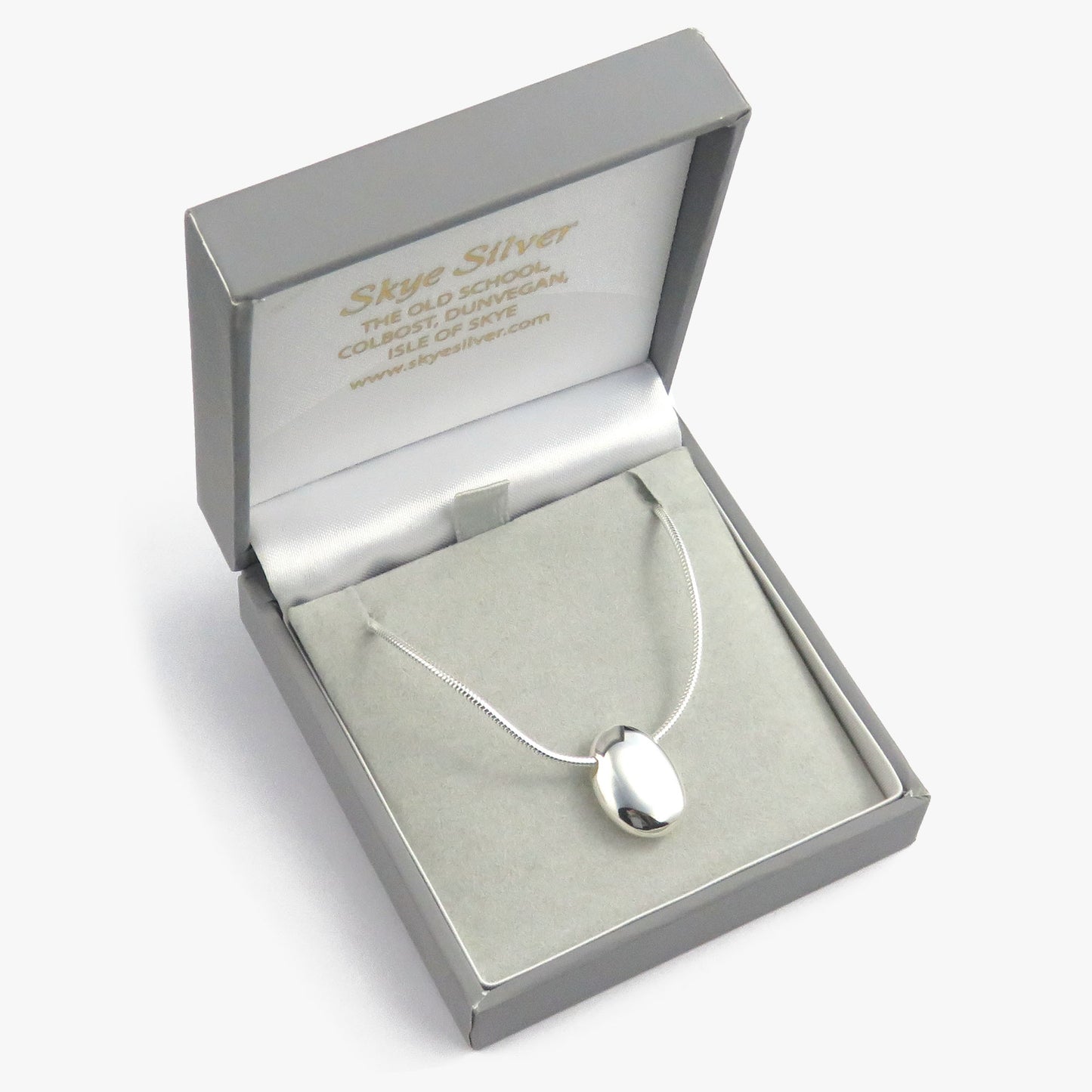 Skye Pebble silver pendant necklace