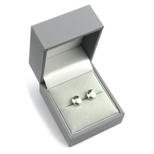 Skye Pebble silver stud earrings