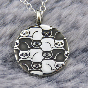 Cats furever silver pendant necklace