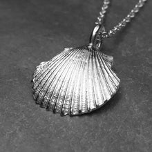 Scallop Shell silver pendant necklace