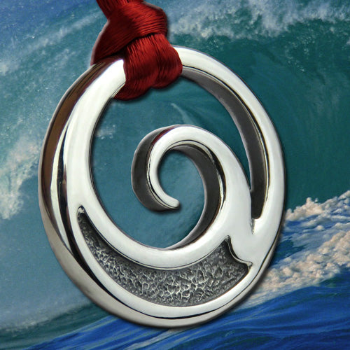 Waves silver pendant necklace